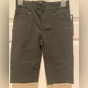 NWT! Liverpool shorts Sz 0/25